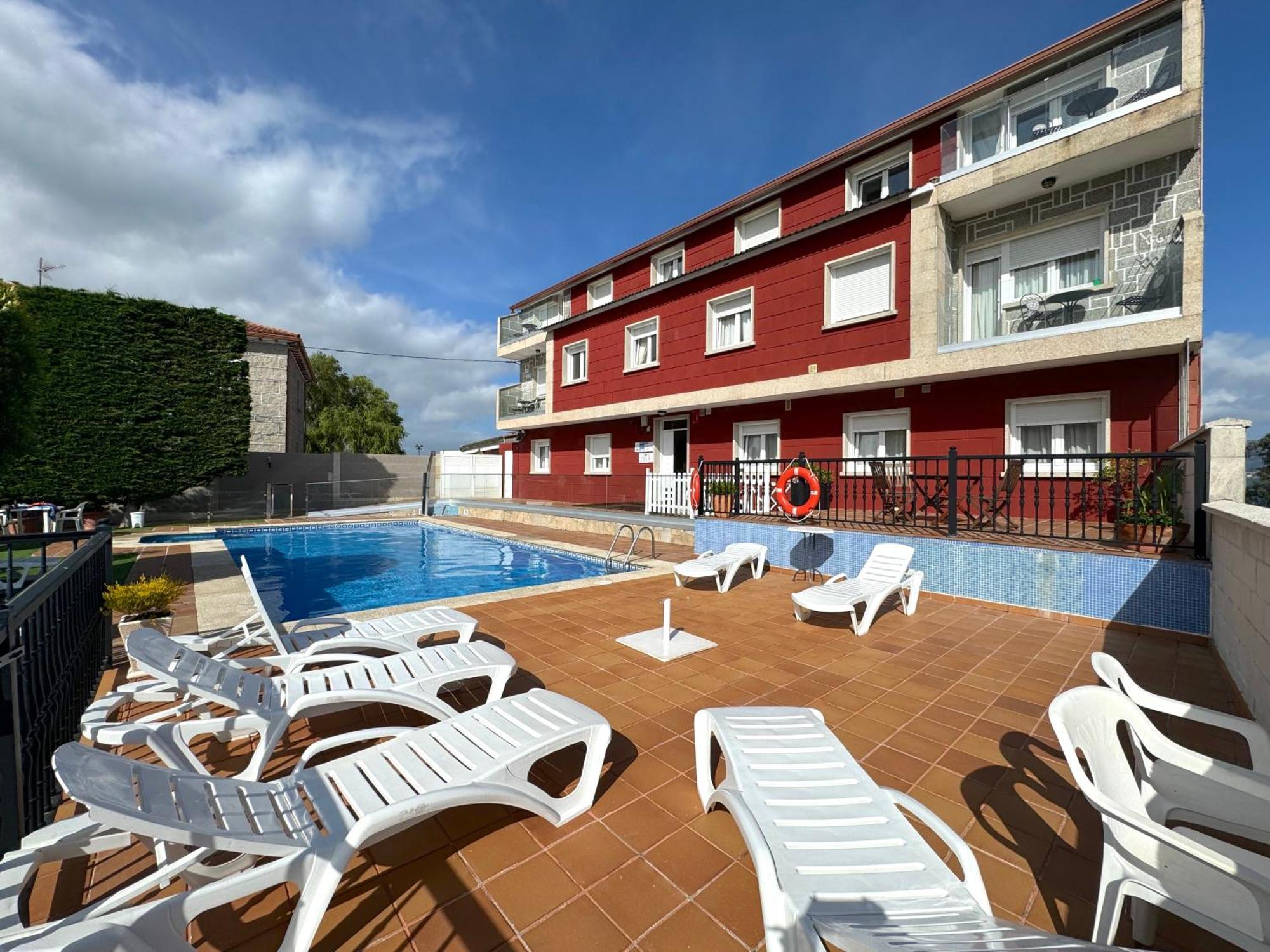 Apartamentos Sinas Playa Raxo Extérieur photo